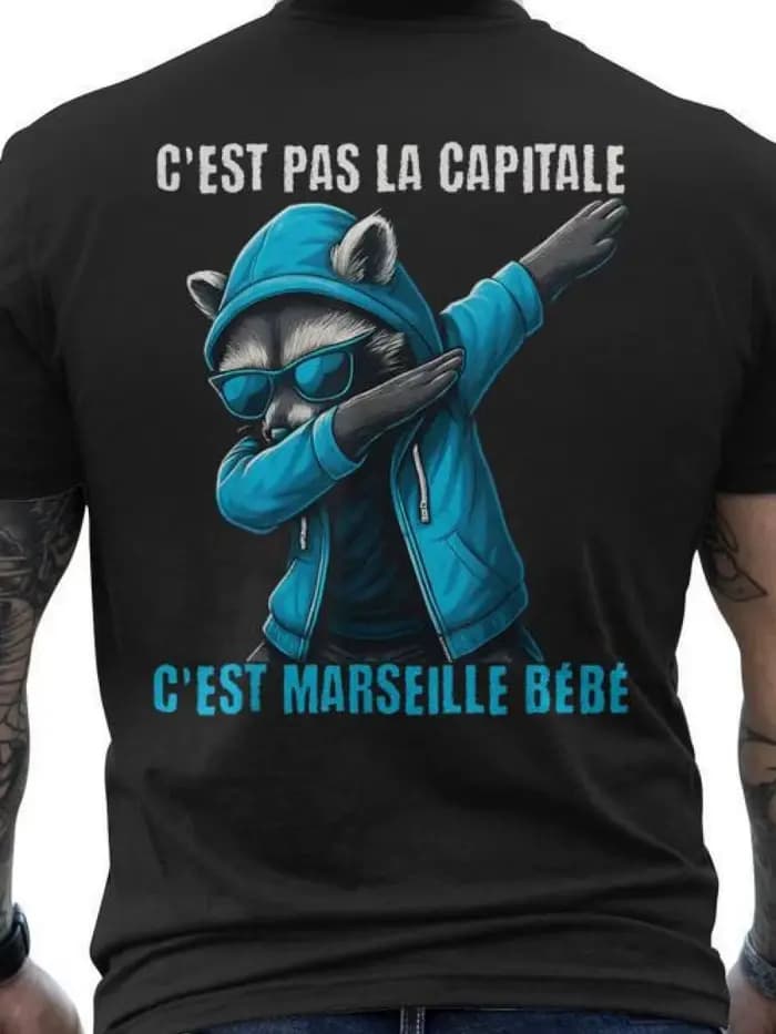 T-shirt amusant de Marseille avec le slogan de la ville française « Marseille n'est pas la capitale,