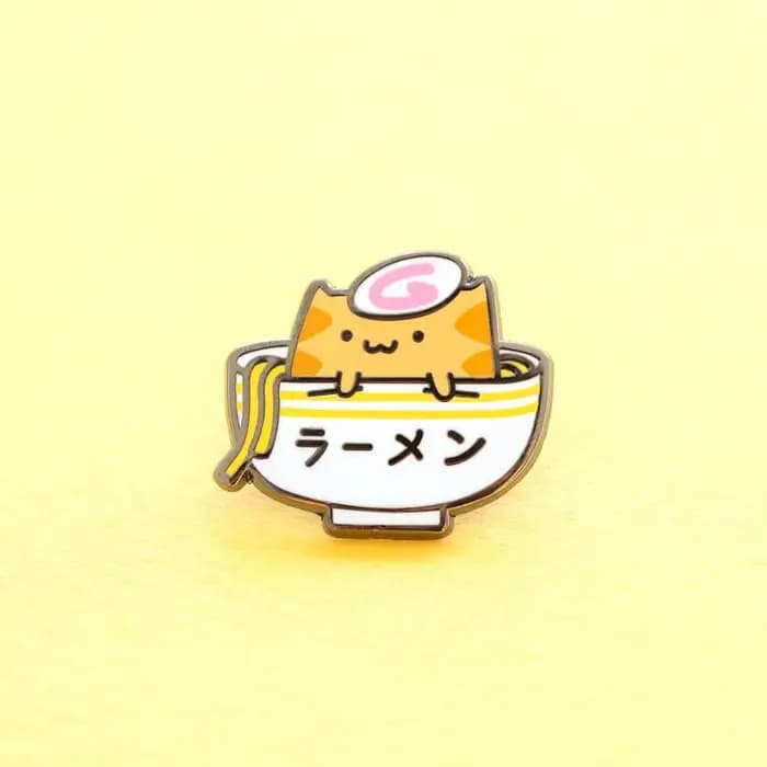 Broche émail chat Ramen