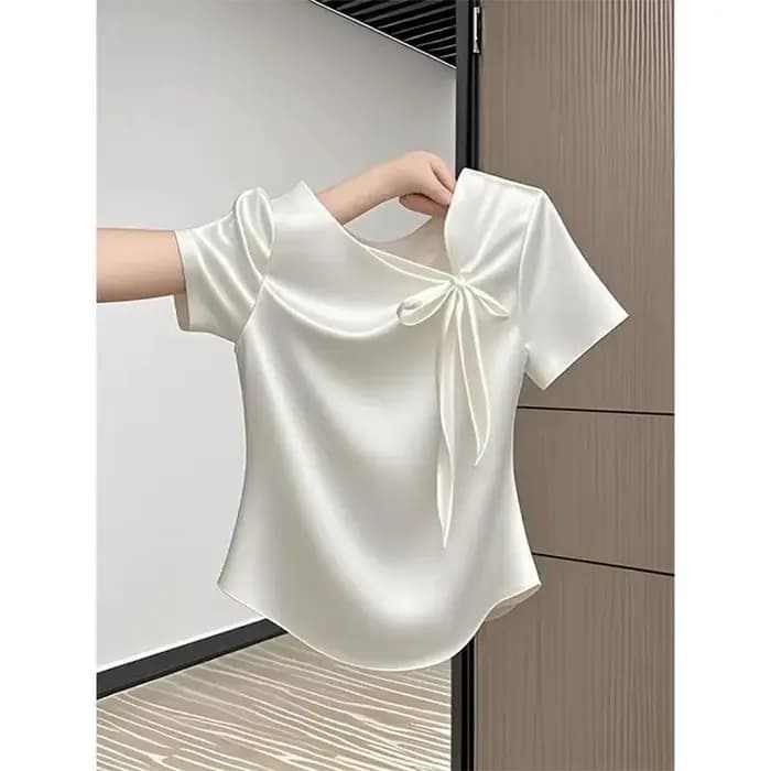 T-shirt à manches courtes avec nœud, design rose polyvalent, mode été 2026
