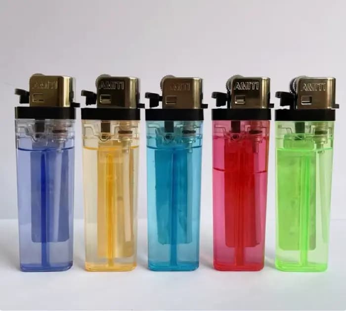 Briquet créatif tendance et innovant, briquet classique à silex, briquet jetable