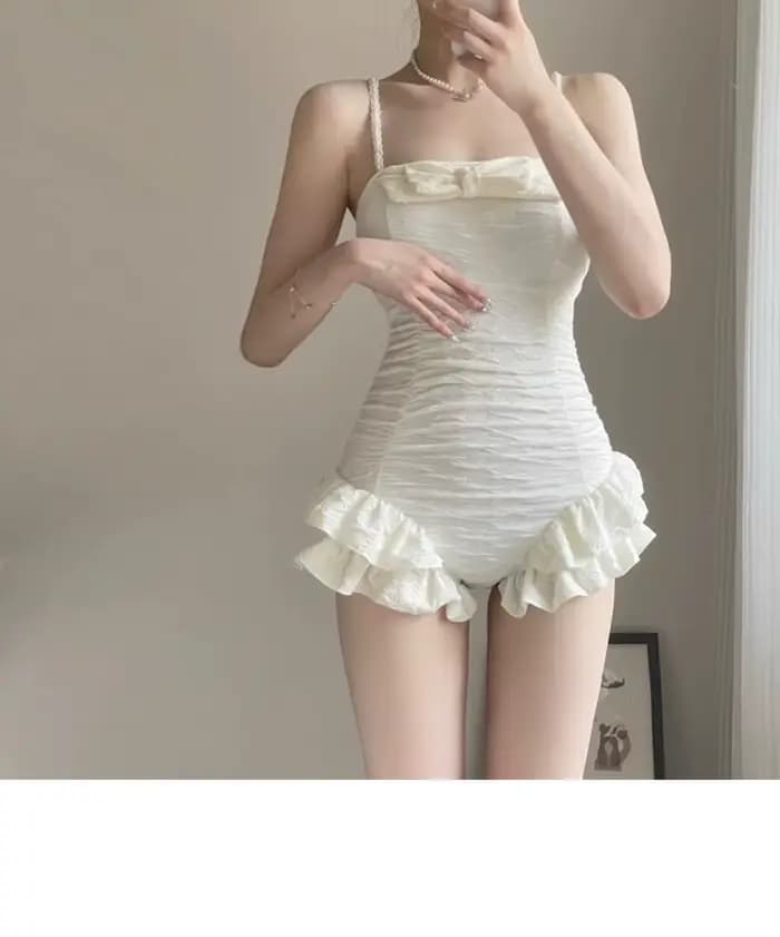 Maillot de bain mignon et conservateur pour femmes