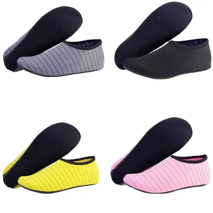 1 paire de nouvelles chaussures d'eau unisexes, légères, semelle en caoutchouc, chaussettes de natation antidérapantes pour la natation, la plongée et la plage