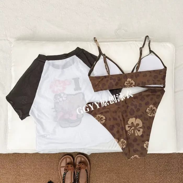 Ensemble de bikini mignon Hello Kitty, maillot de bain sexy pour femmes, maillot de bain triangle pour les vacances à la plage, maillot de bain pour femmes, anime Sanrio