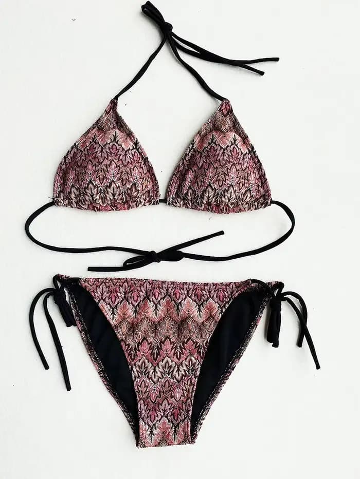 Micosoni Italie – Nouveauté Maillot de Bain Femme Tendance Été – Ensemble Bikini Taille Basse Tricoté Contrastant Rayé pour Femme