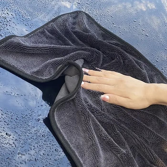 Serviette de bain brillante en 4 tailles