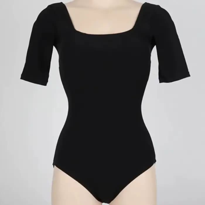 Maillot de bain coréen uni ajouré