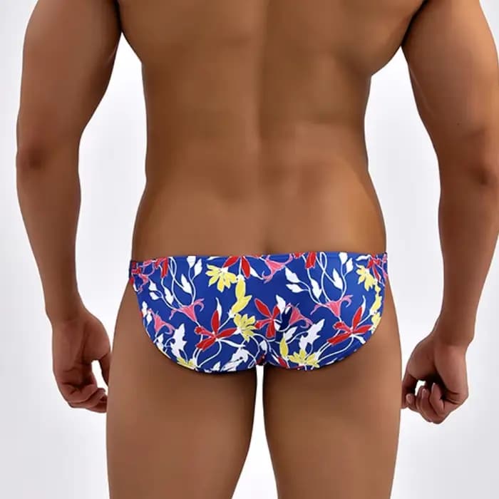 Sexy coupe basse Mini maillot de bain hommes maillot de bain slips Bikini culottes maillots de bain jeune homme maillot de bain Surf court sans ficelle