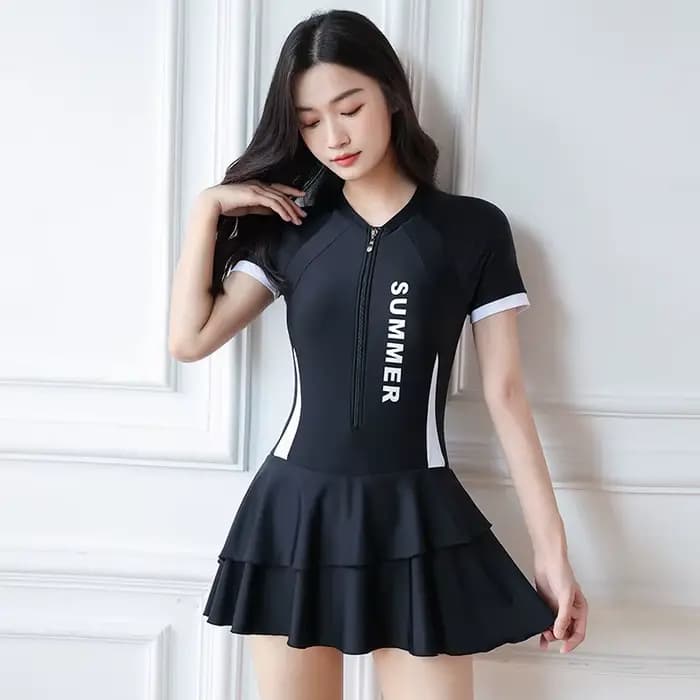 Le nouveau maillot de bain grande taille convient aux femmes pour regarder mince