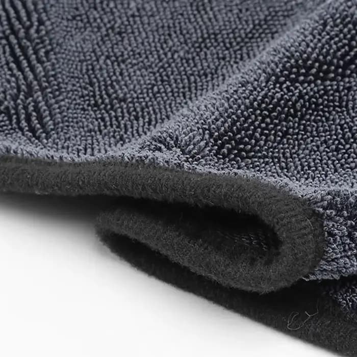 Serviette de bain brillante en 4 tailles