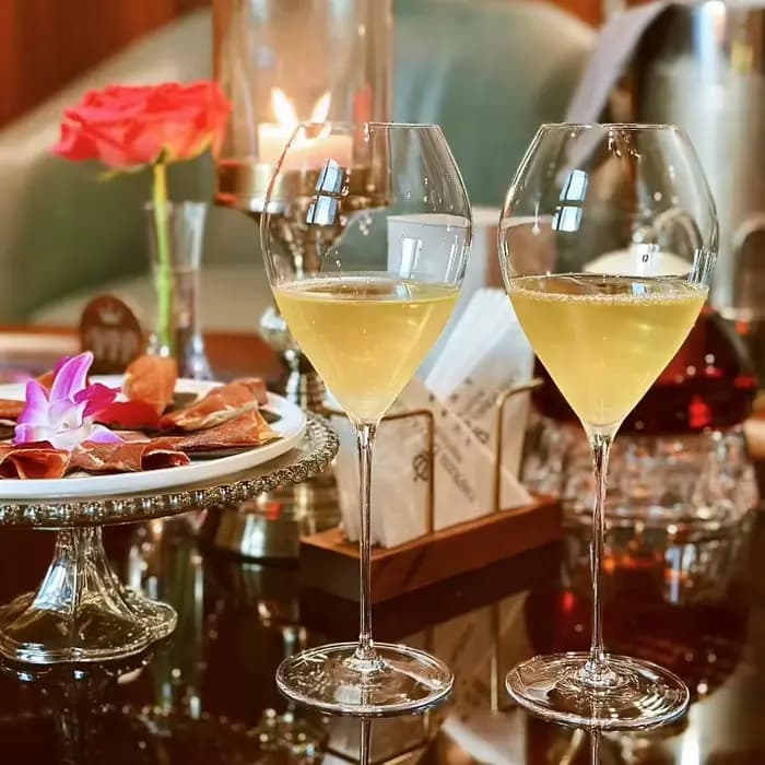 Verres en cristal ultra-fins de qualité supérieure, pour vin rouge, champagne, liqueurs et gobelets scintillants pour bar