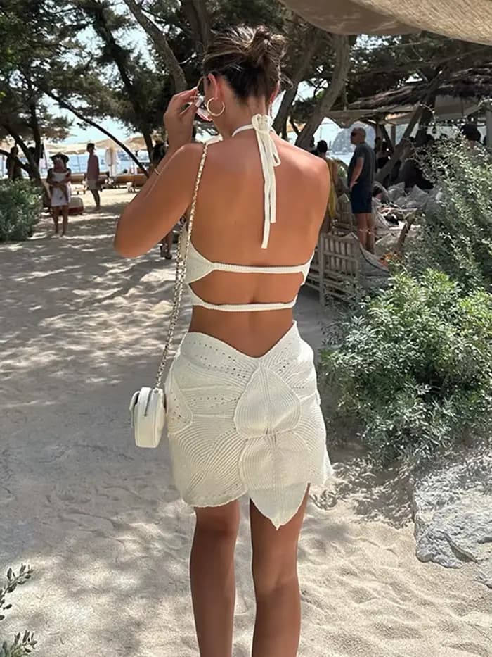 Mini robe de plage dos nu pour femme, robe courte, mince, sexy, dos nu, couleur unie, avec pétales irréguliers