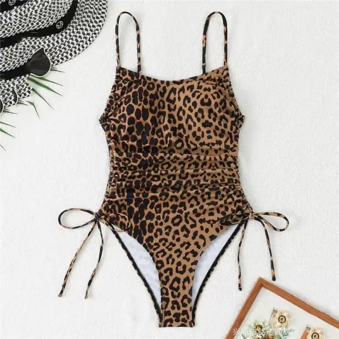 Maillot de bain une pièce sexy imprimé léopard pour femme, dos nu, avec cordon de serrage latéral et bretelles spaghetti, idéal pour la plage 2025
