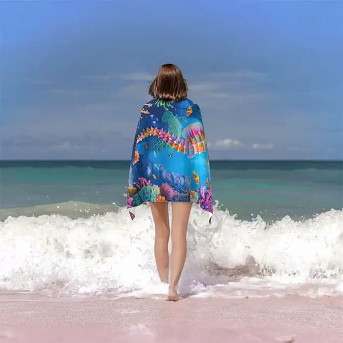 Serviette de plage sous-marine