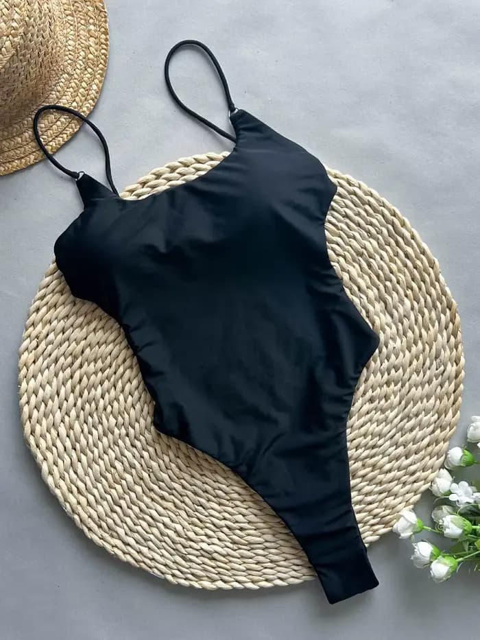 Maillot de bain une pièce dos nu