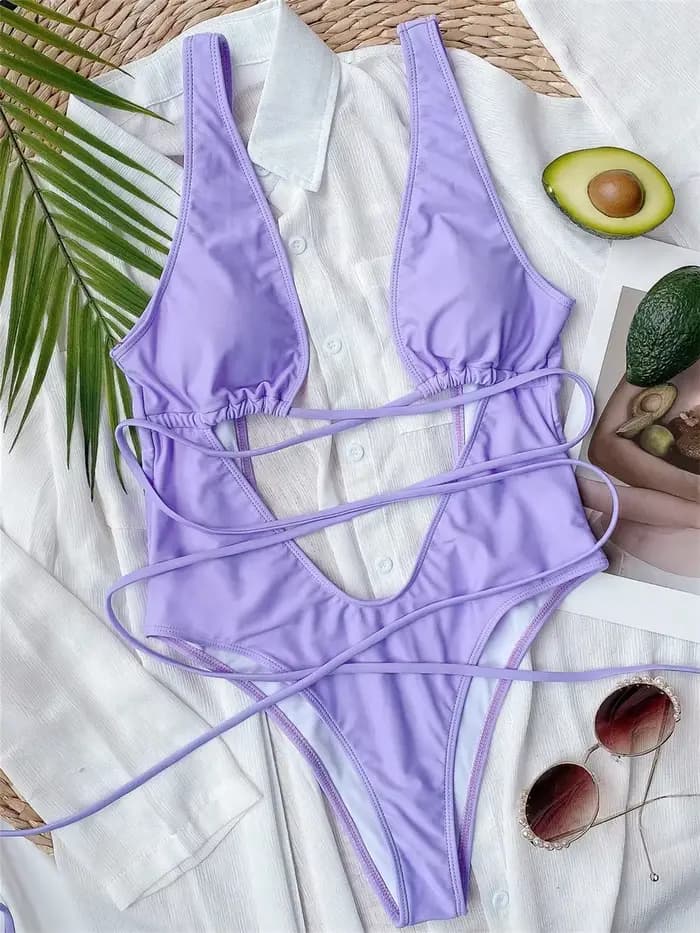 Sexy rouge maillot de bain Micro String Bikini évider dos nu Monokini femmes une pièce vacances maillots