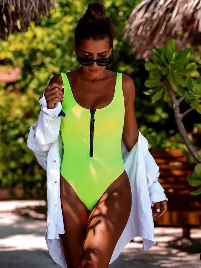 Maillot de bain une pièce pour femmes
