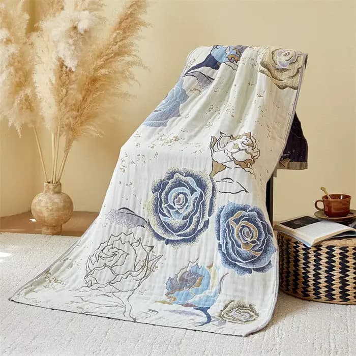Serviette de bain en gaze florale