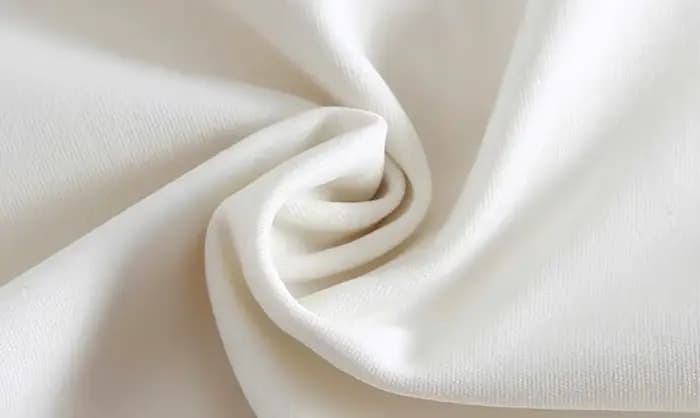 Tail Wave – maillot de bain à col roulé pour femmes