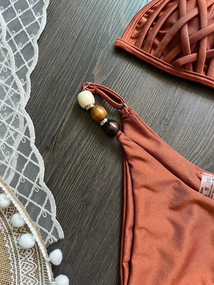 Sexy marron Bikini ensemble 2026 femmes perles sangle trou sur Push Up soutien-gorge string maillot