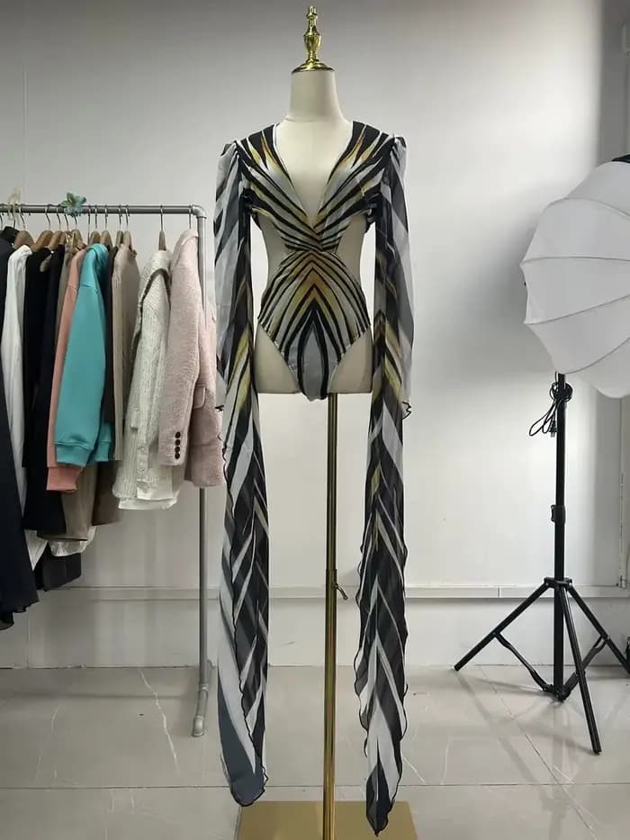 Vzvn 2026 Nouveauté Maillot de bain une pièce sexy pour femme, imprimé tendance, manches longues, te