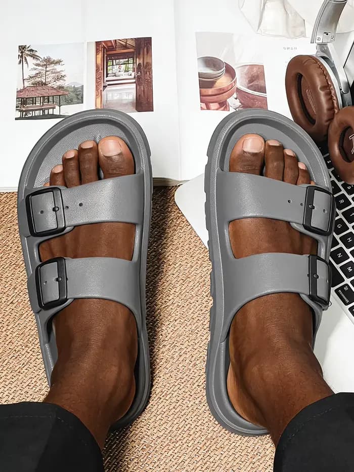 Nouvelles mules pour hommes printemps-été, chaussures décontractées rétro à enfiler, sandales en EVA monobloc à bout ouvert avec double bride et boucle, semelle épaisse, pour la plage