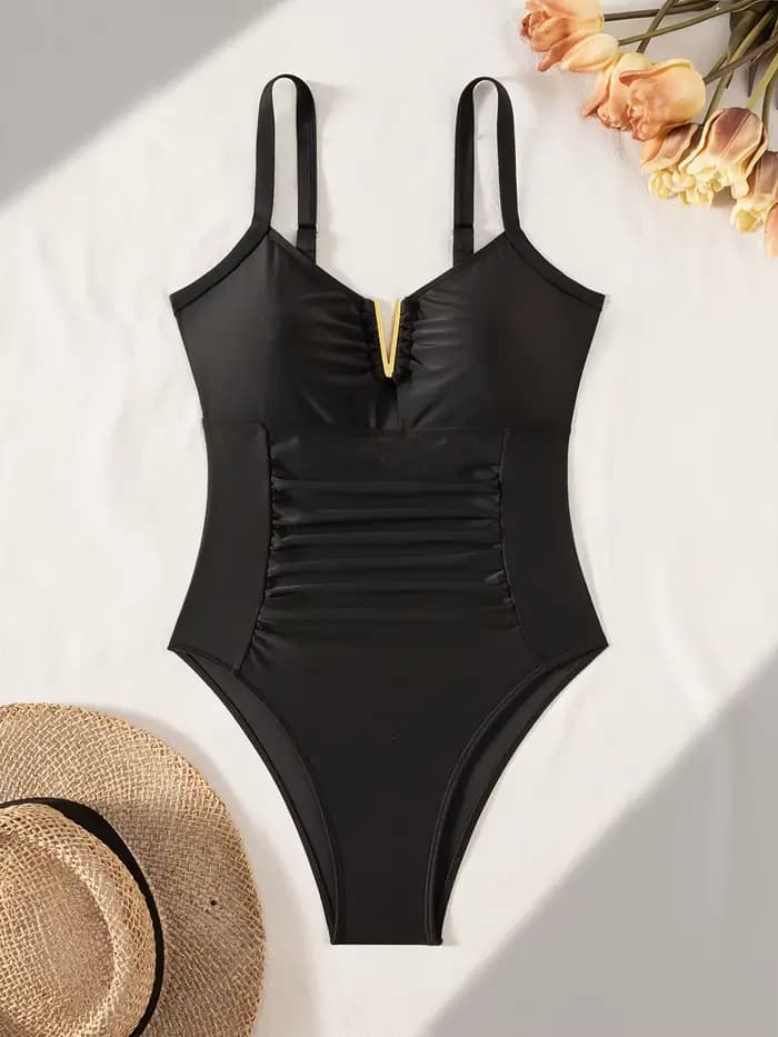 Maillot de bain une pièce à la mode pour femme avec un petit col en V sur la poitrine