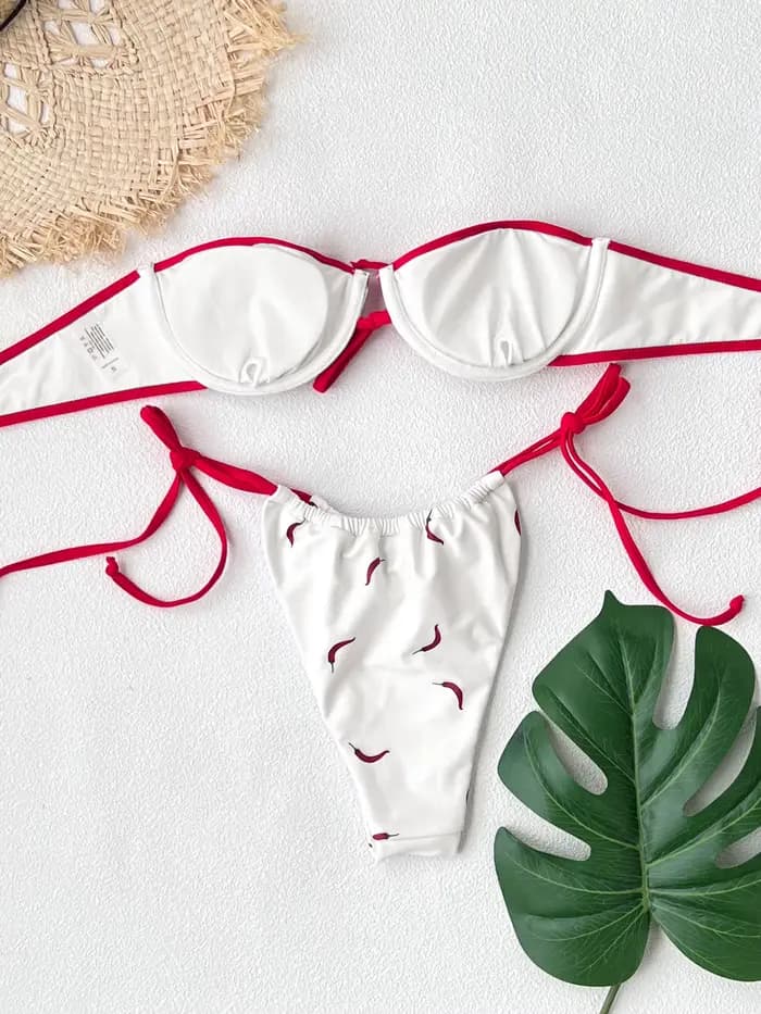 Nouveau Bikini Glamour Blanc et Rouge 2026 avec Nœud Unique