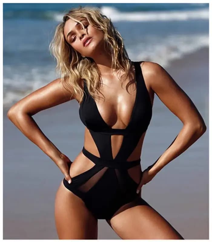 Maillot de bain une pièce noir