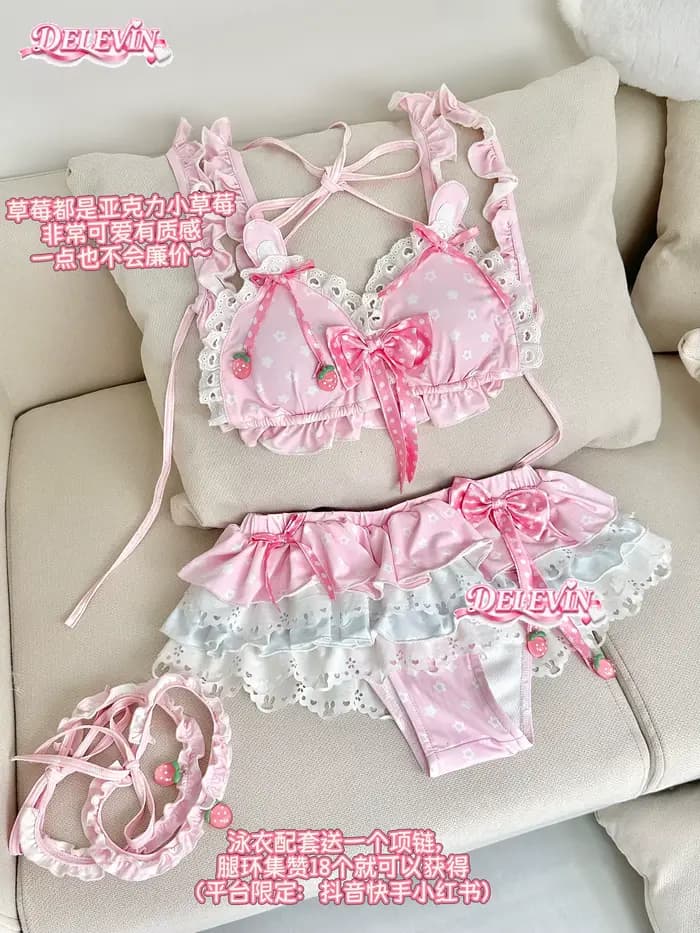 Ensemble de bikini Lolita Kawaii mignon, nouvelle collection d'été, maillot de bain deux pièces séparé, motif fraise, sexy
