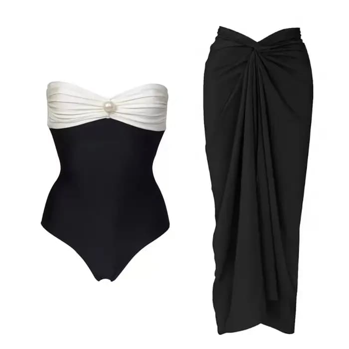 Maillot de bain une pièce 2026 avec cache-maillot tendance, maillot de bain femme, maillot de bain noir, combinaison de bain, tenue de plage