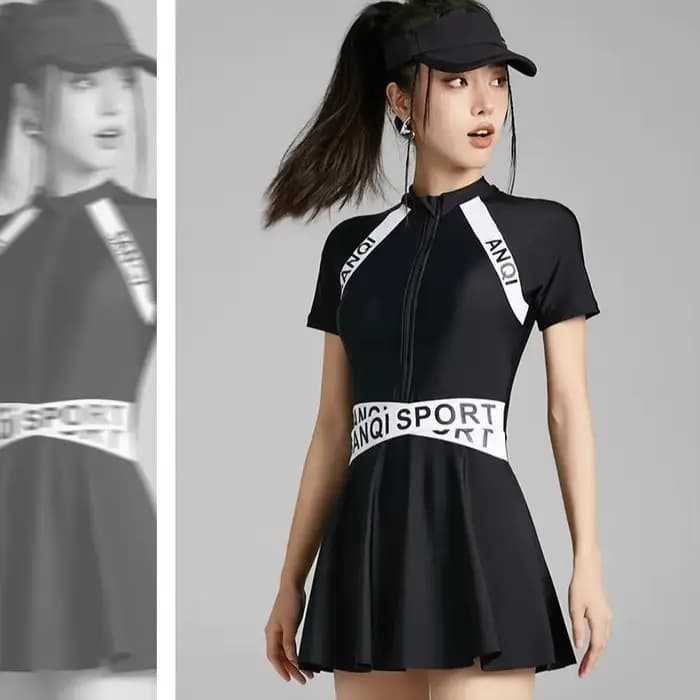 Maillot de bain une pièce sportif et discret pour étudiante