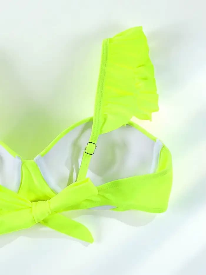 Maillot de bain jaune, bikini