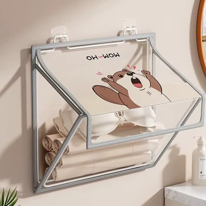 Vêtements dans la salle de bain serviettes