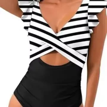 Nouvelle collection : Maillot de bain une pièce pour femme avec ourlet croisé et dentelle intégrée – Tenue de sport et accessoires tendance
