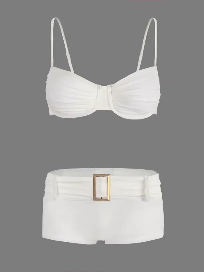 Élégant blanc 2 pièces Bikini ensembles maillot de bain Bandeau Style haut de Bikini avec rétro taille haute Shorts 2025 plage vacances tenue K313