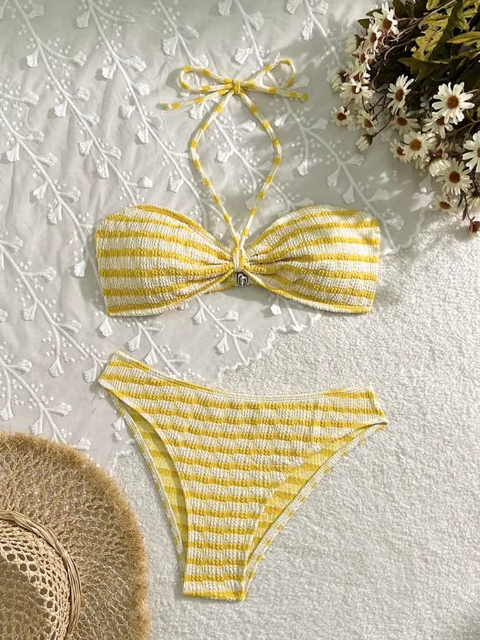 Ensemble bikini sexy rose à rayures 2026 pour femme, avec soutien-gorge push-up plissé et maillot de bain taille haute à cordon de serrage, idéal pour l'été et les vacances
