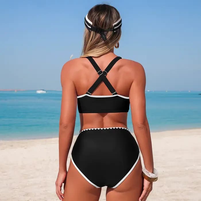 Maillot de bain deux pièces pour femme avec coussinets amovibles