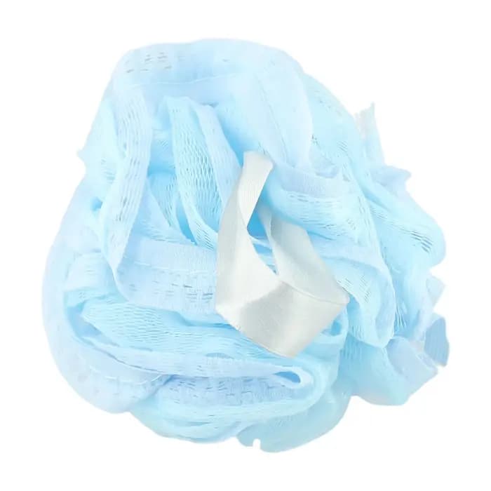 Éponge de bain douce blanche et bleue pour le corps
