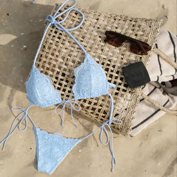 Ensemble bikini en dentelle avec paréo, maillot de bain halter pour femme, tenue de plage sexy pour les vacances