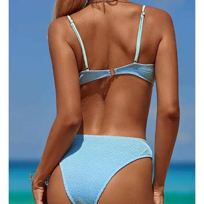 Maillot de bain brésilien pour femmes