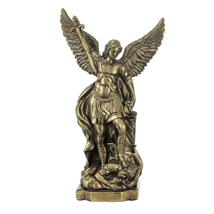 Statue de Saint-Michael pour la Protection de la maison, Sculpture de Saint catholique, idée cadeau chrétienne, décor en résine, figurine d'autel d'église, décoration de maison
