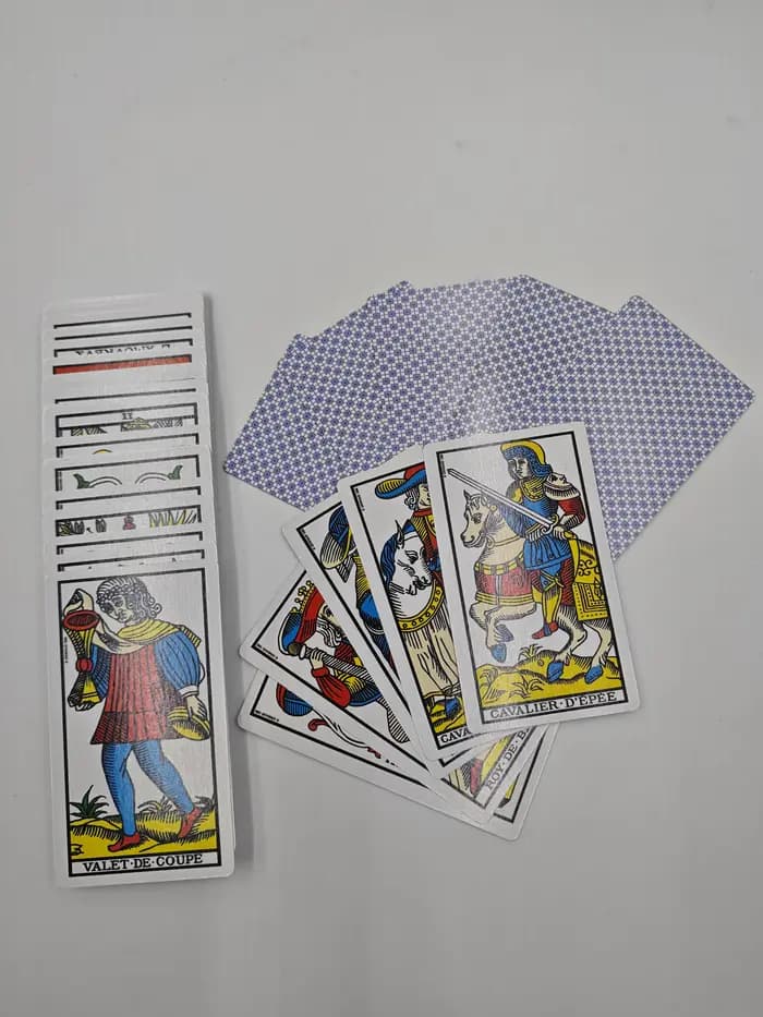 Version française. Tarot de Marseille, ensemble complet de 78 cartes, jeu de tarot de Marseille vintage original avec guide, cartes de divination