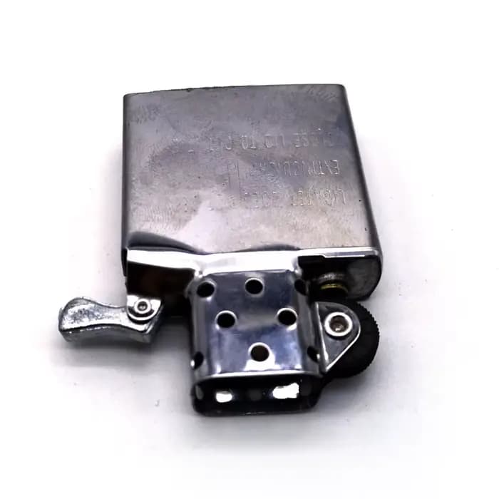 Nouveau mouvement universel pour accessoires de briquet à pétrole en métal, avec coton et plaque de combustion, compatible avec tous les types de briquets.