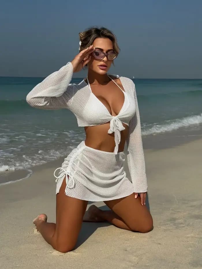 Été 4 pièces Bikini ensemble 2025 femmes Sexy noir à manches longues couvrir et jupe maillot de bain plage maillot de bain vacances maillots de bain