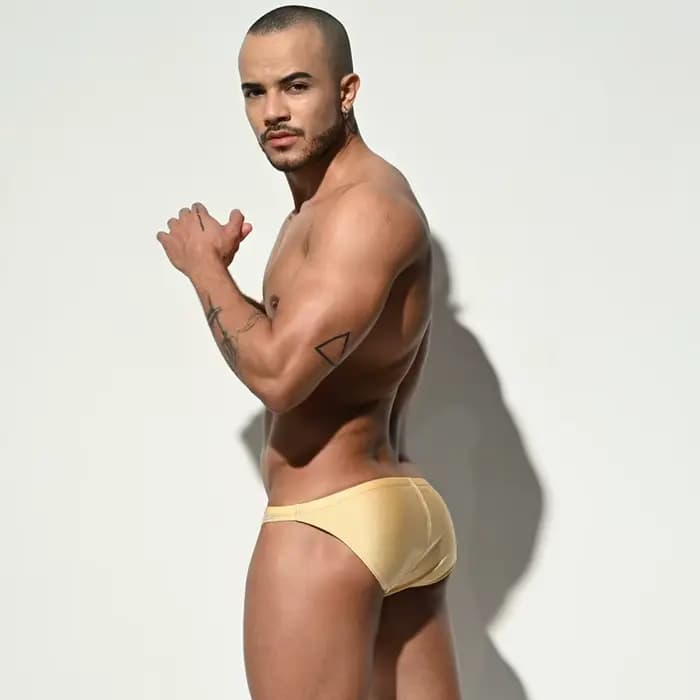 Desmiit maillots de bain slip de bain hommes Bikini Slip Sexy Mini maillot de bain pour hommes maillot de bain short de plage brésilien Sunga 2024 chaud