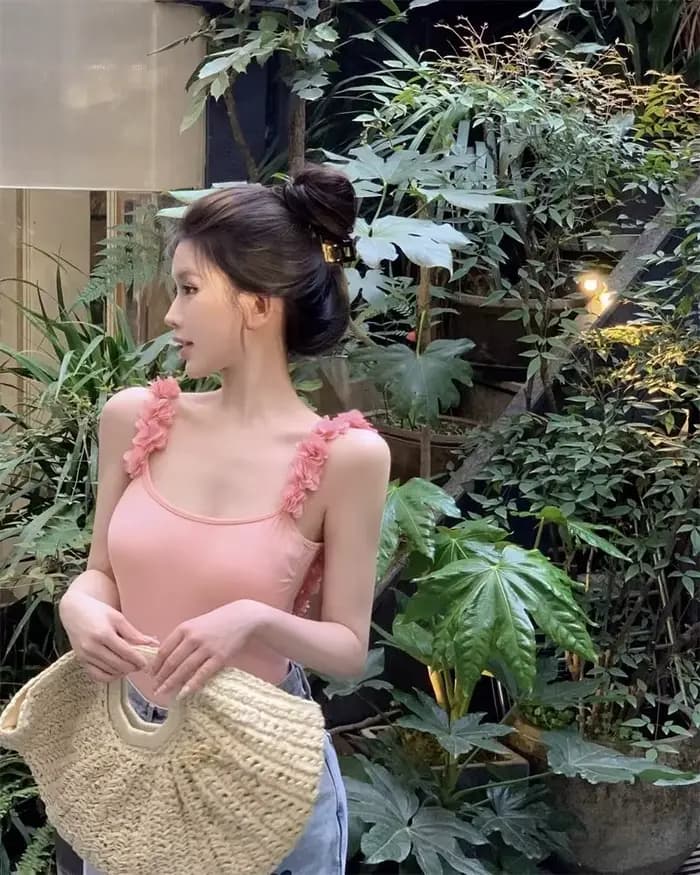Maillot de bain une pièce à bretelles à fleurs tridimensionnelles pour femmes, corps mince, doux et épicé, pur désir de tremper dans le printemps chaud