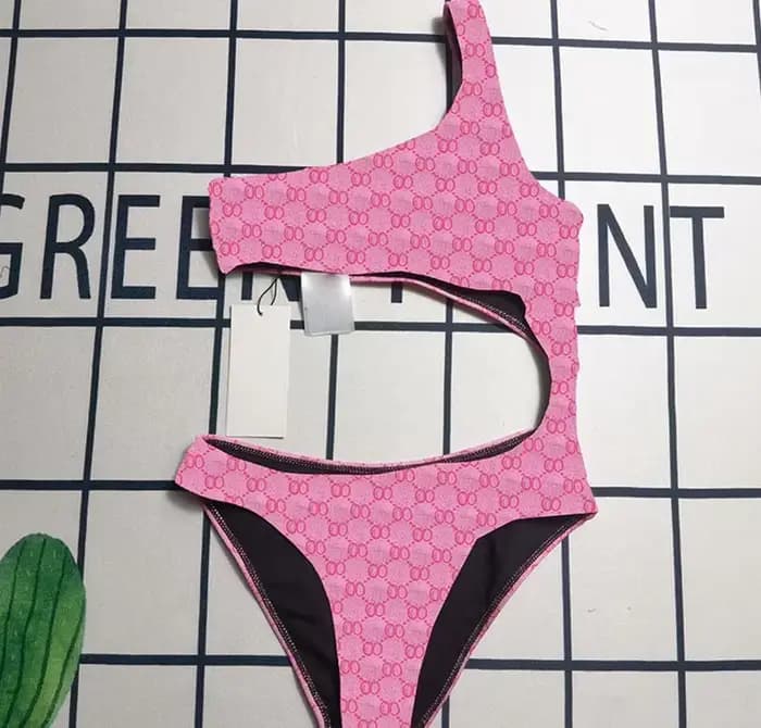 2025 nouveau Sexy taille découpé maillots de bain femmes une pièce rembourré