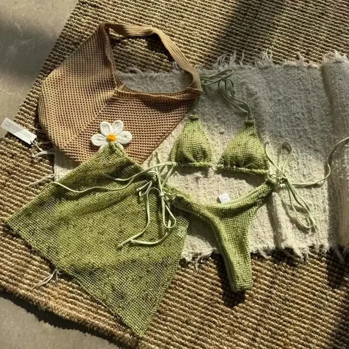 Maillot de bain 3 pièces à bretelles et découpes pour femme avec jupe
