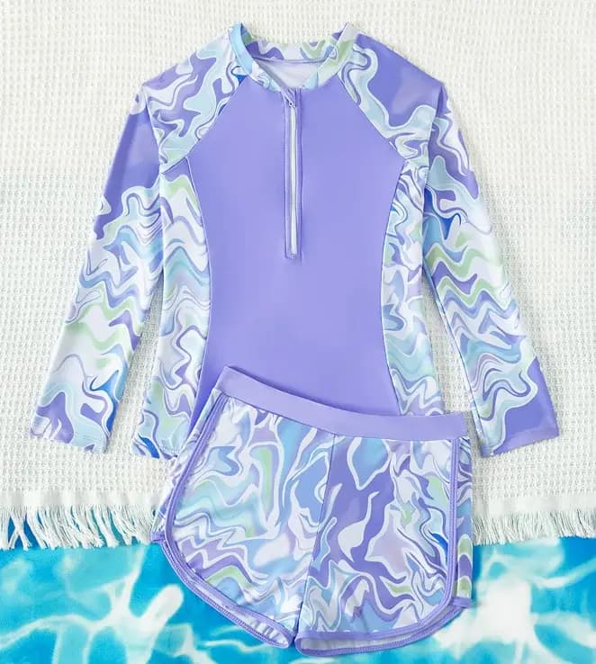 Maillot de bain avec maillots
