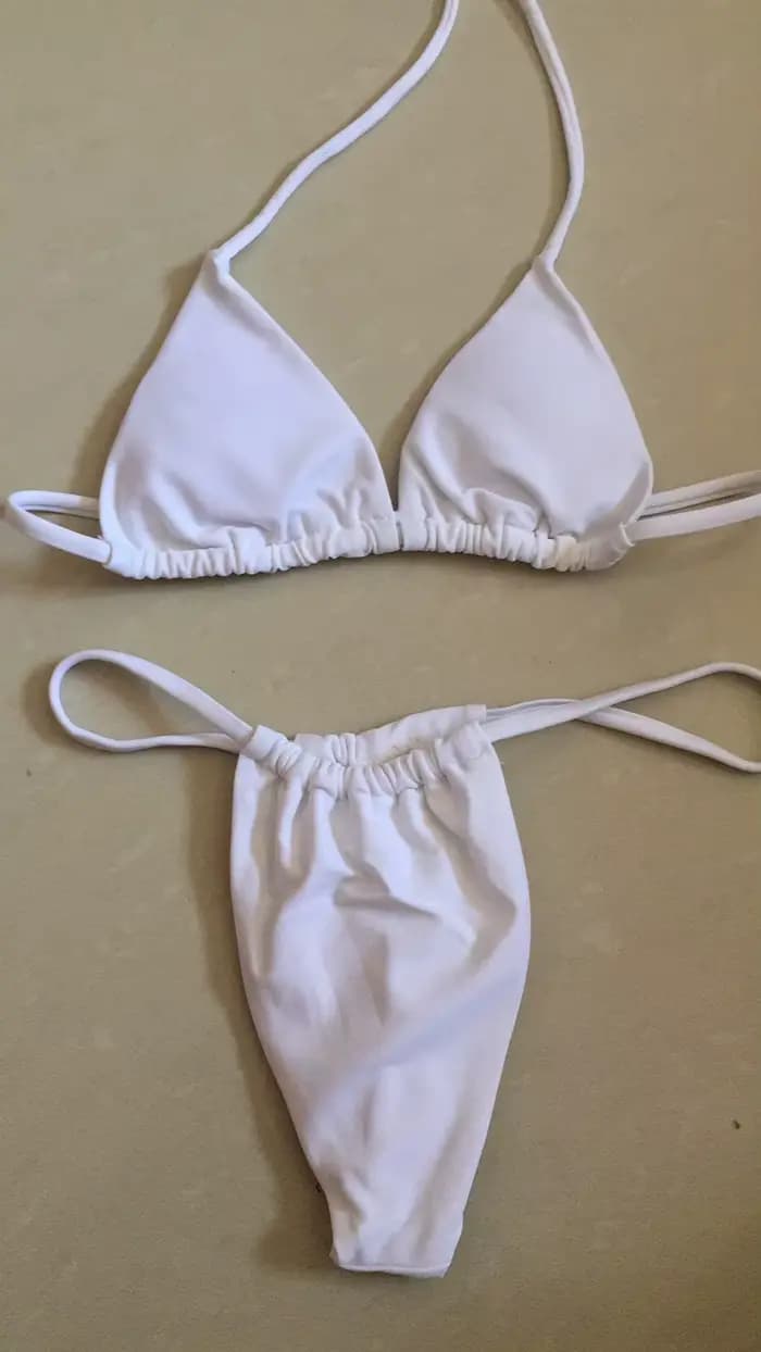 Maillot de bain brésilien jaune fluo